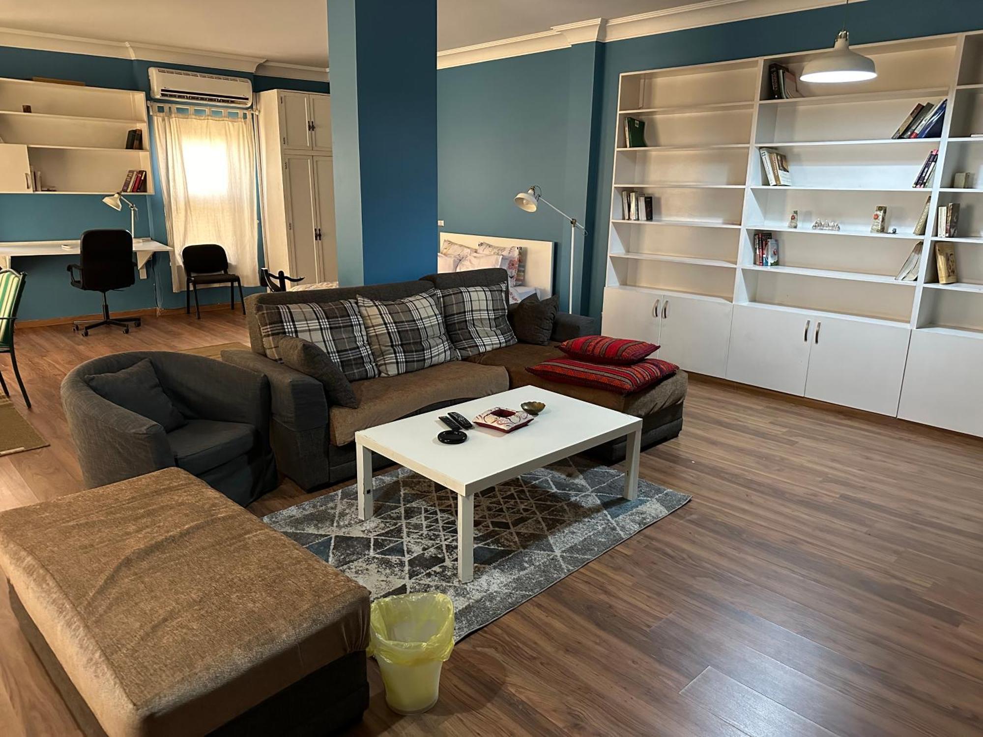 A Cozy Penthouse - In The 5th Settlement Апартаменти